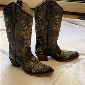 Circle G Snip Toe Boots